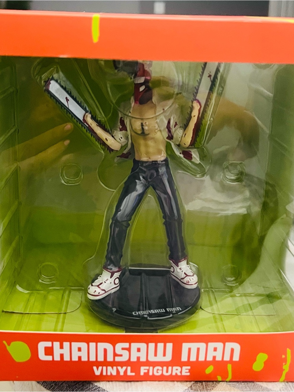 Chainsaw Man Vinyl Figure - Red & Black